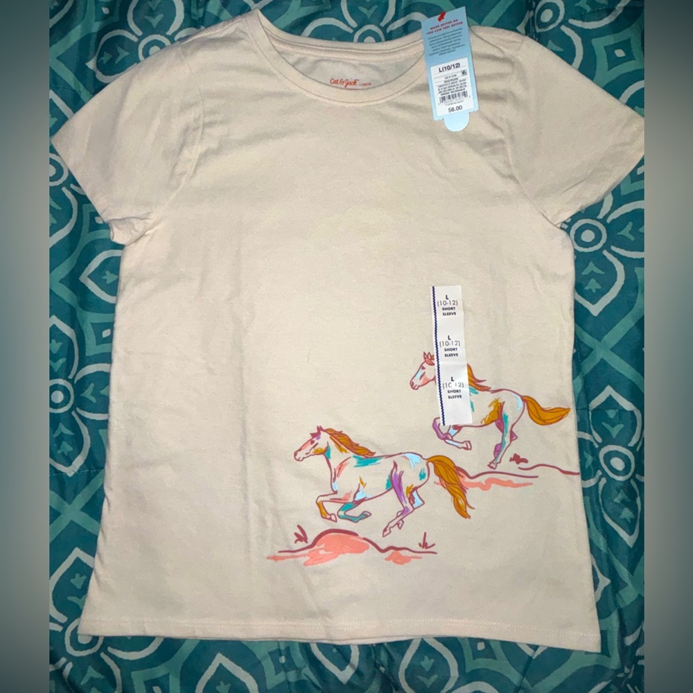 NWT Cat & Jack Girl’s Tee 10/12 L